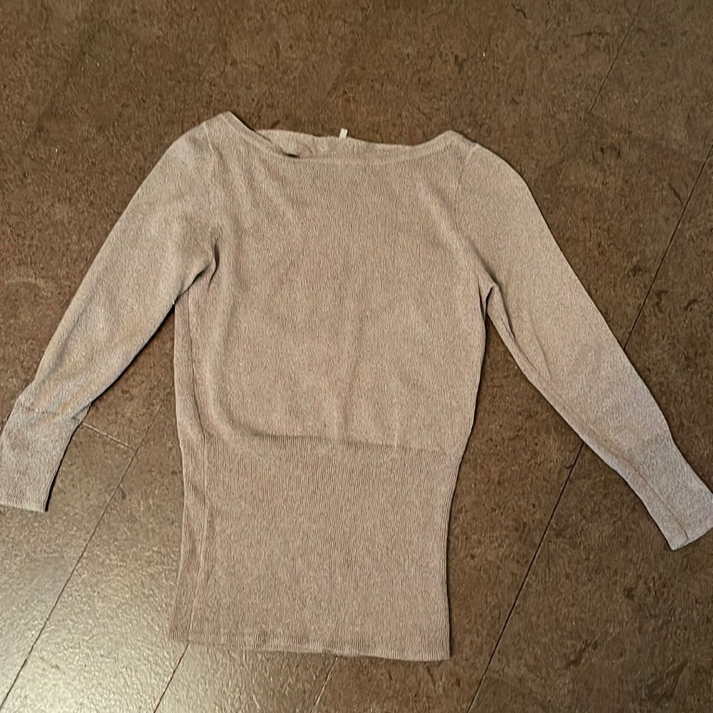 Beautiful top cache brand